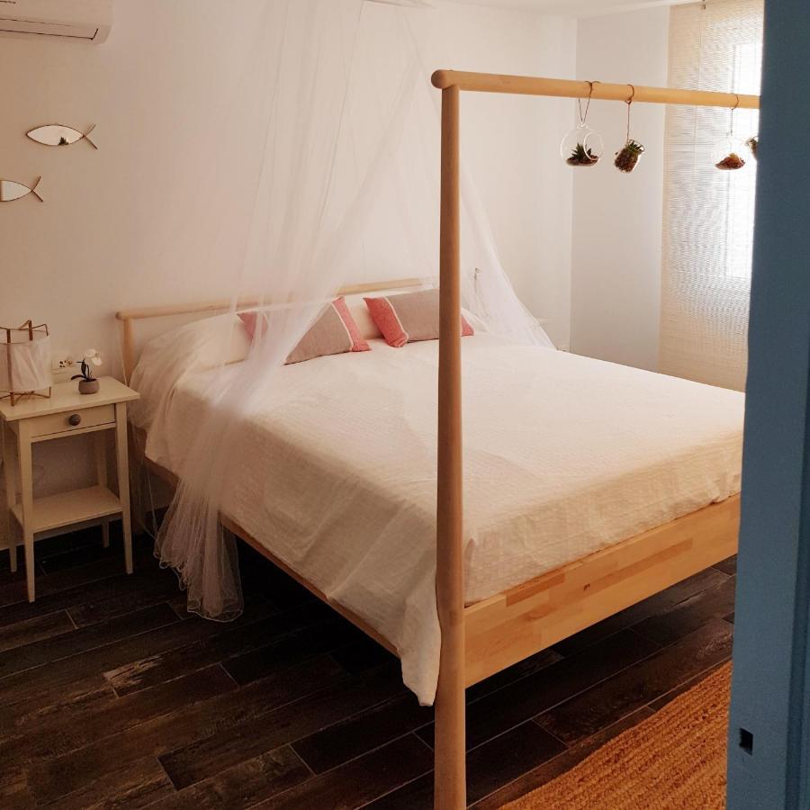 Ideal Parelles Aptm Amb Encant Estil Mediterrani I Tranquil A リャンサ エクステリア 写真